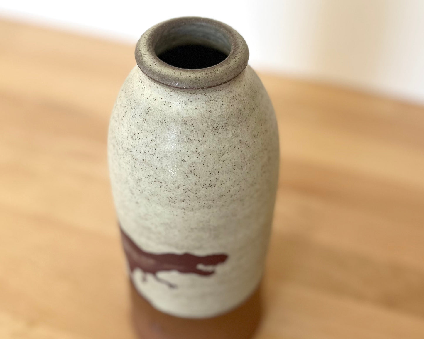 T-Rex Vase - warm grey matte