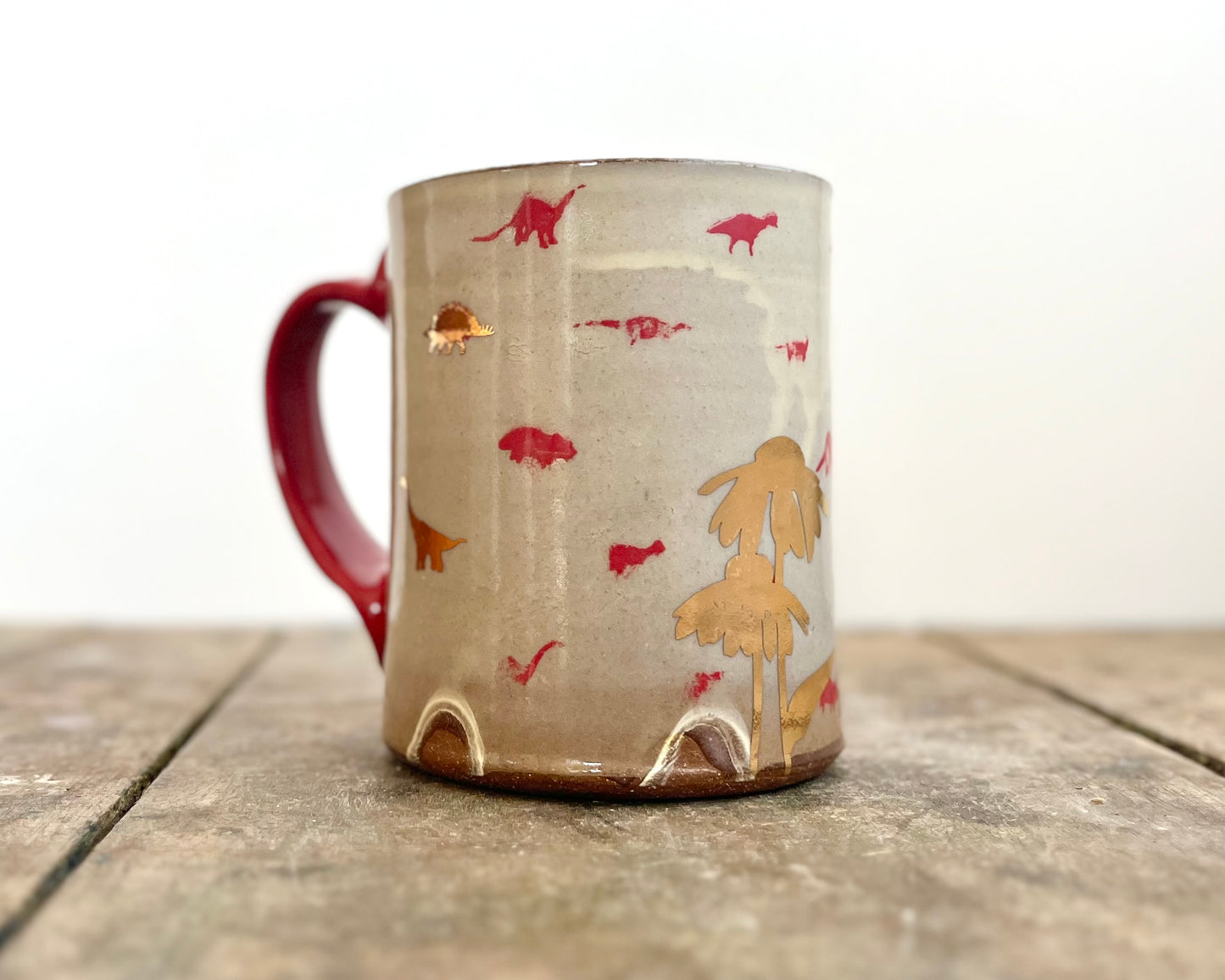 Mug with slip, gold decals and image transfer