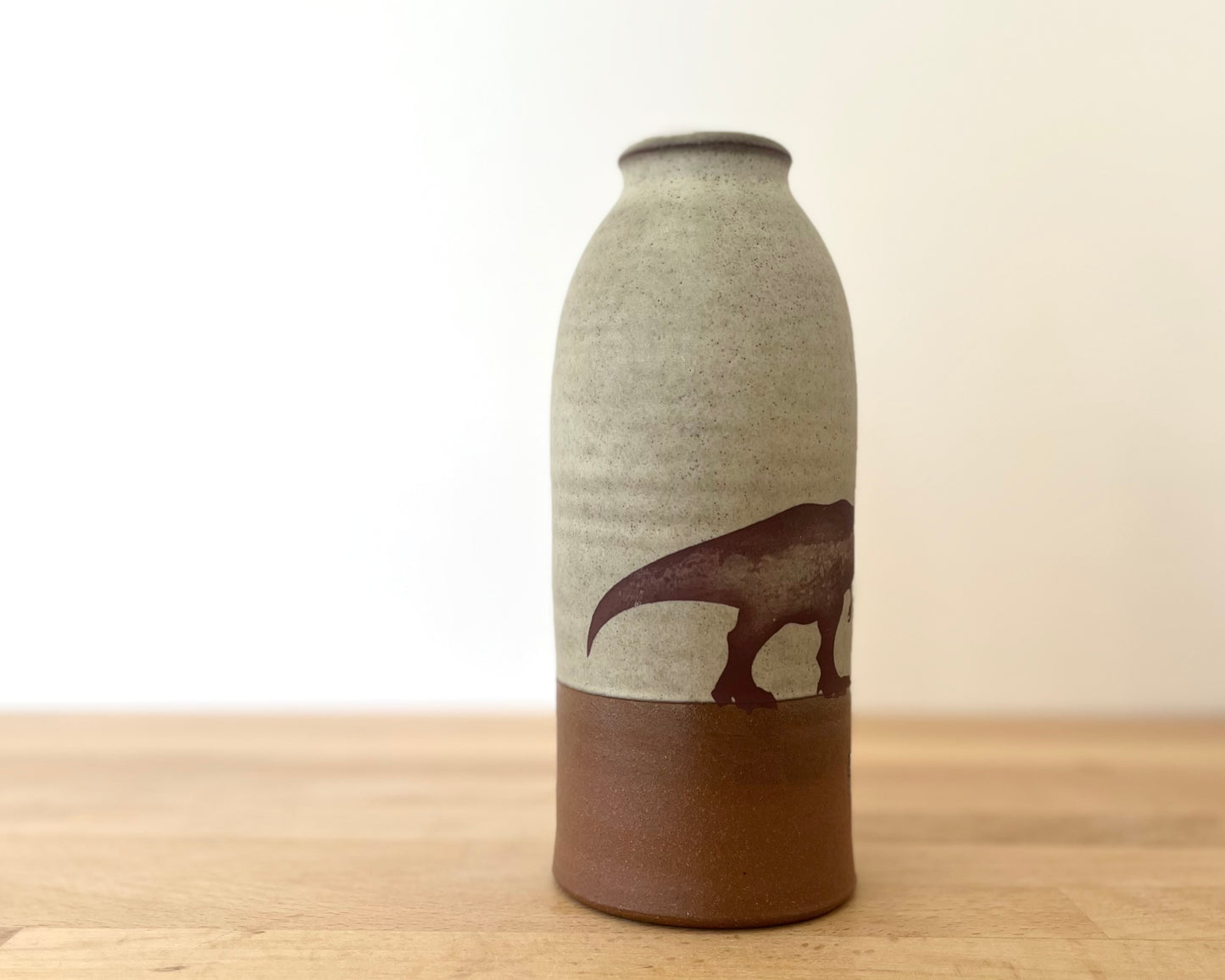 T-Rex Vase - warm grey matte