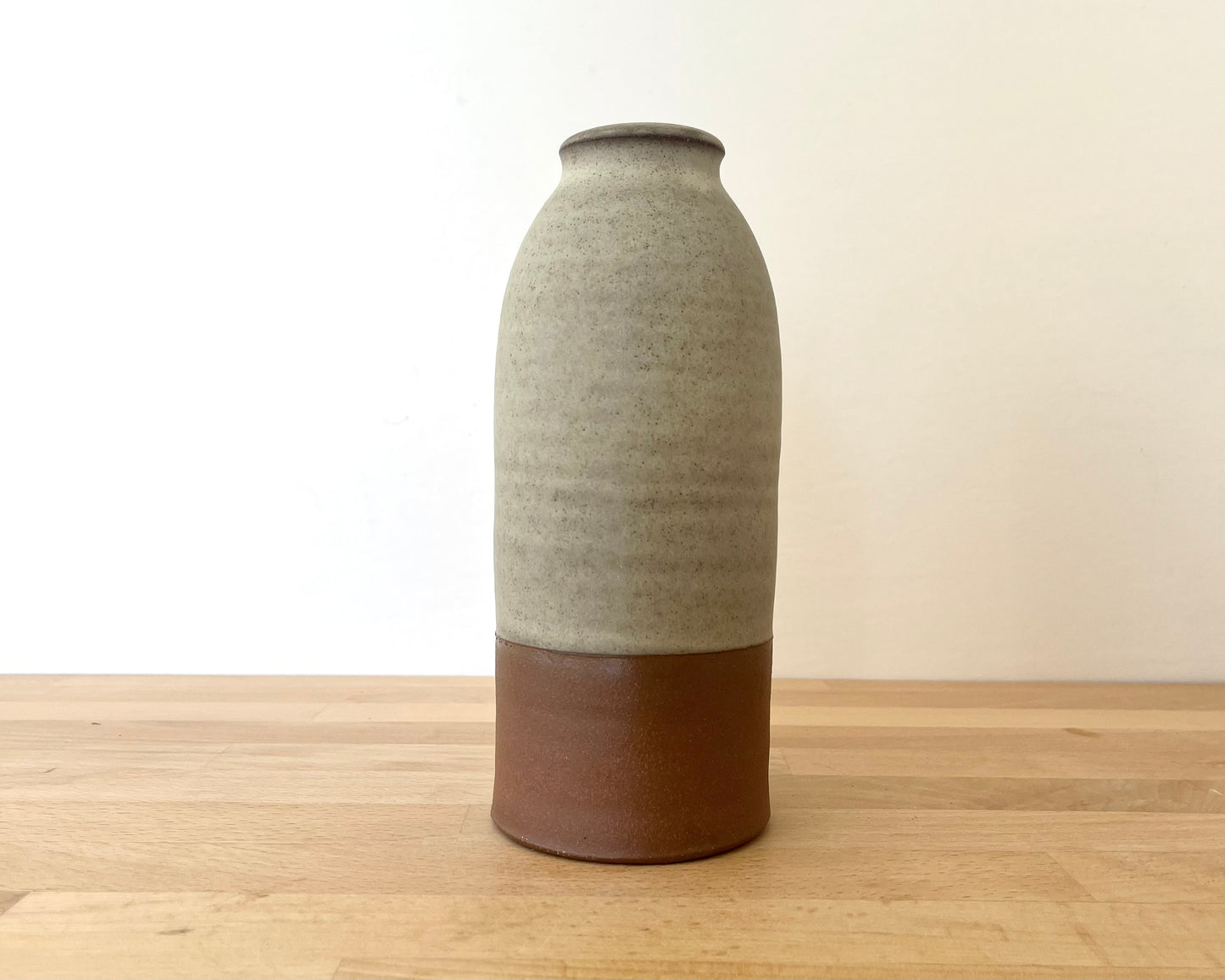 T-Rex Vase - warm grey matte
