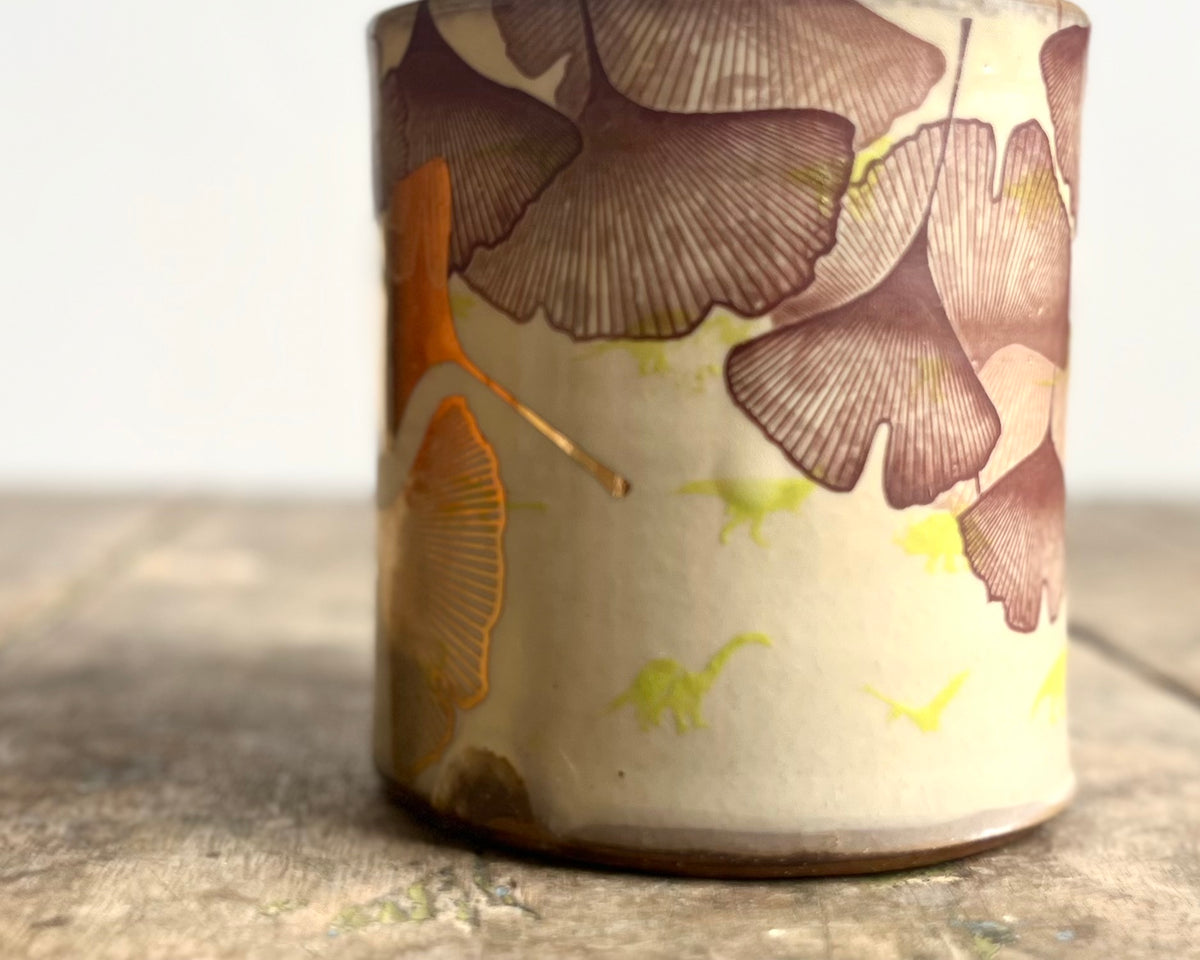 Mug with green handle, ginkgo, gold decals and image transfer