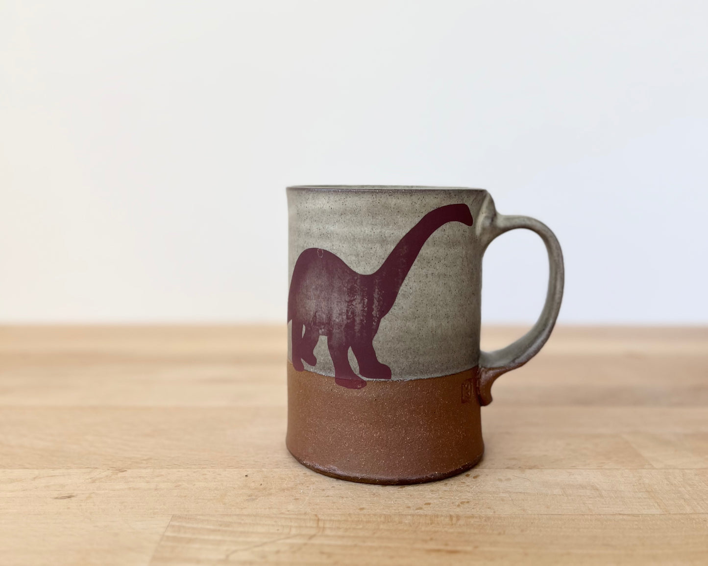 Diplodocus Mug - warm grey matte