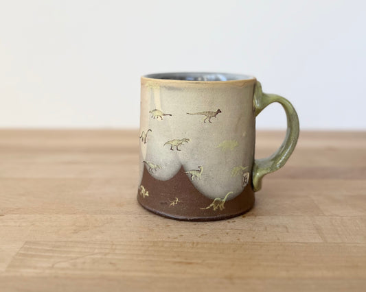 Mug with small light green dinos