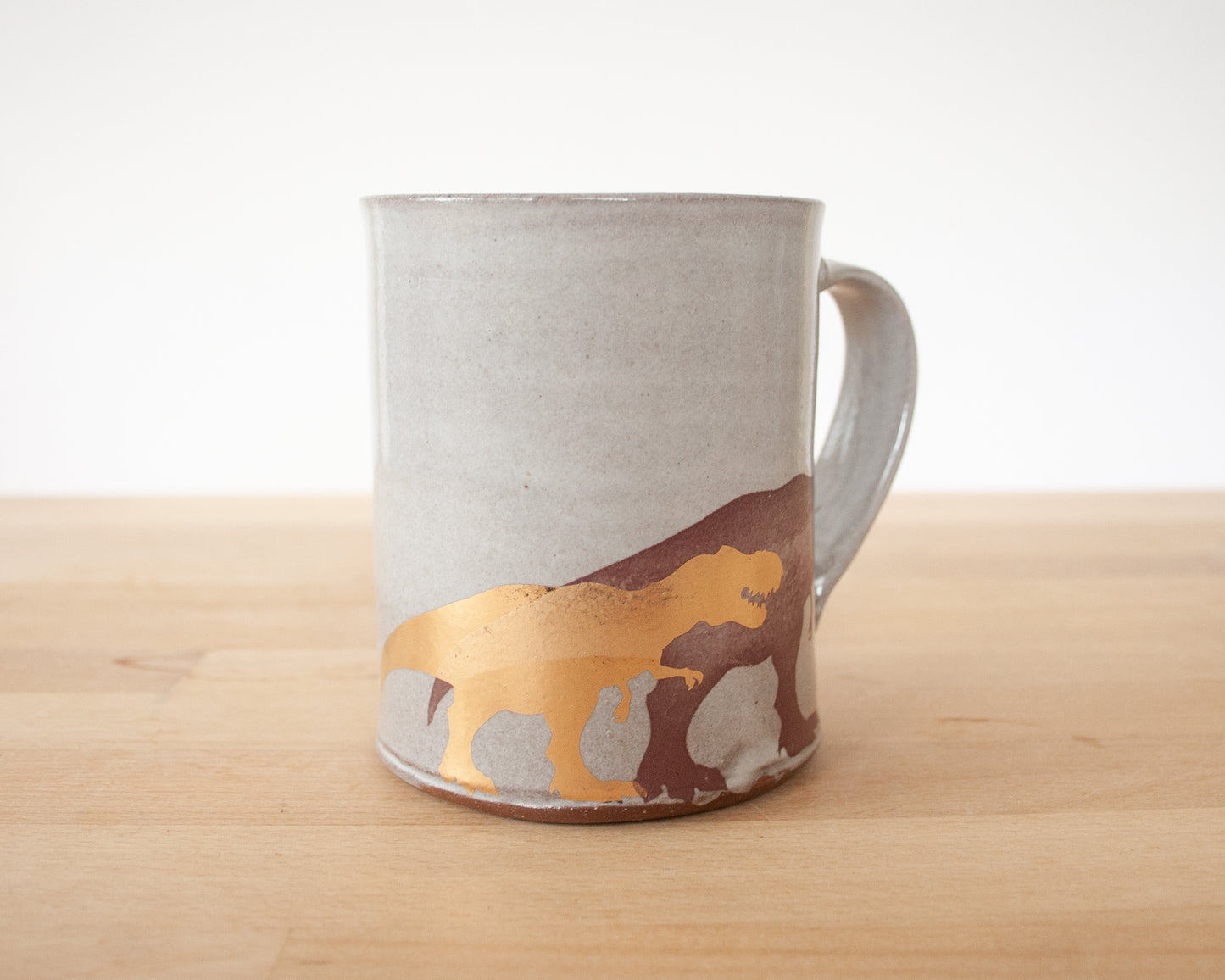 Mug with Two T-Rex in Gold and Brown