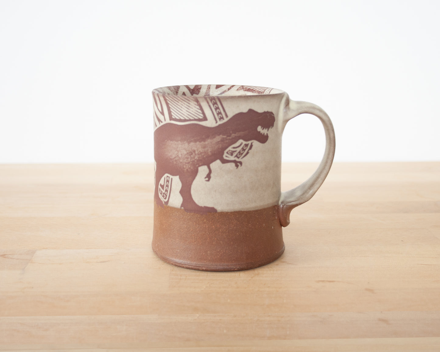 T-Rex Mug with pattern - matte grey
