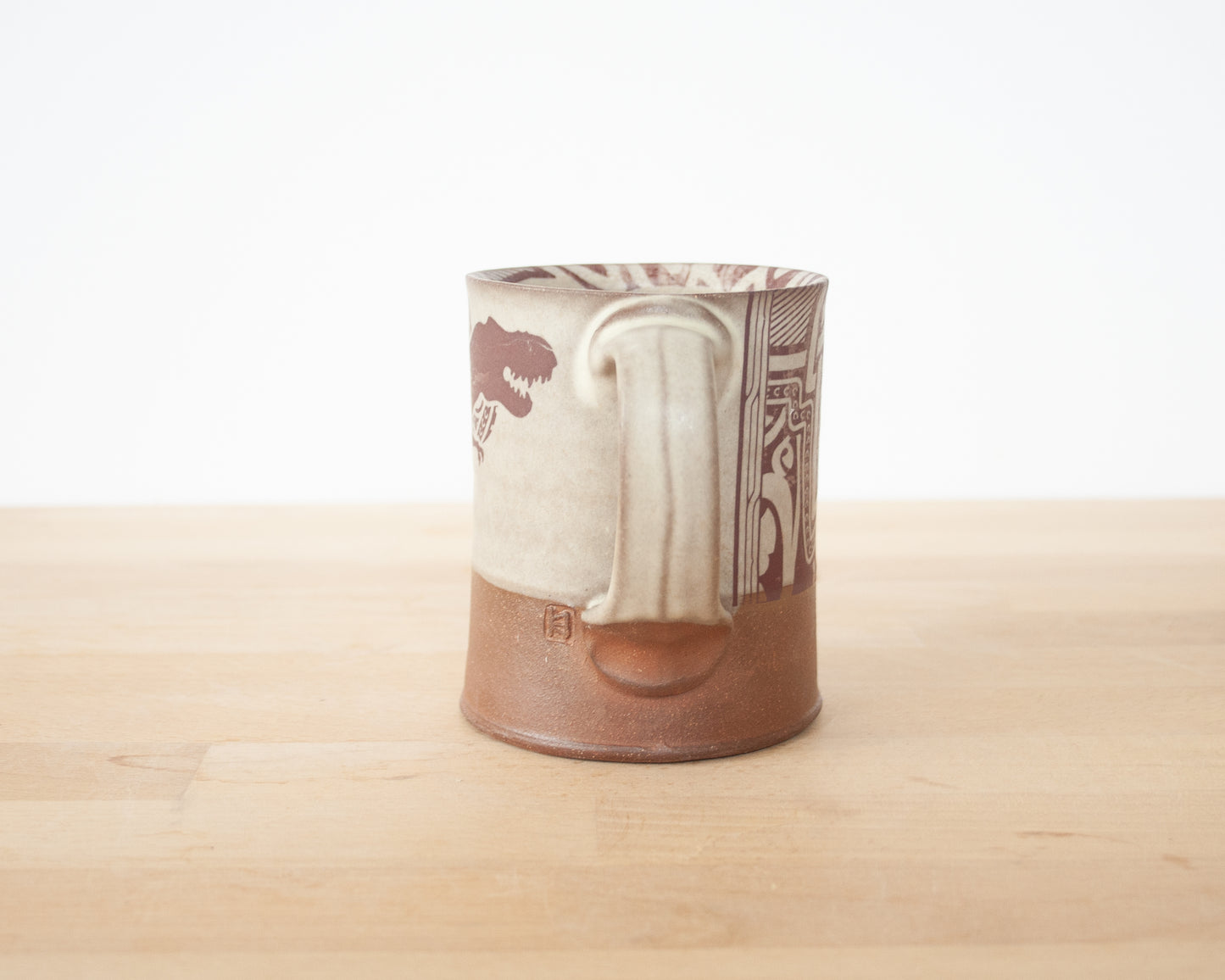 T-Rex Mug with pattern - matte grey