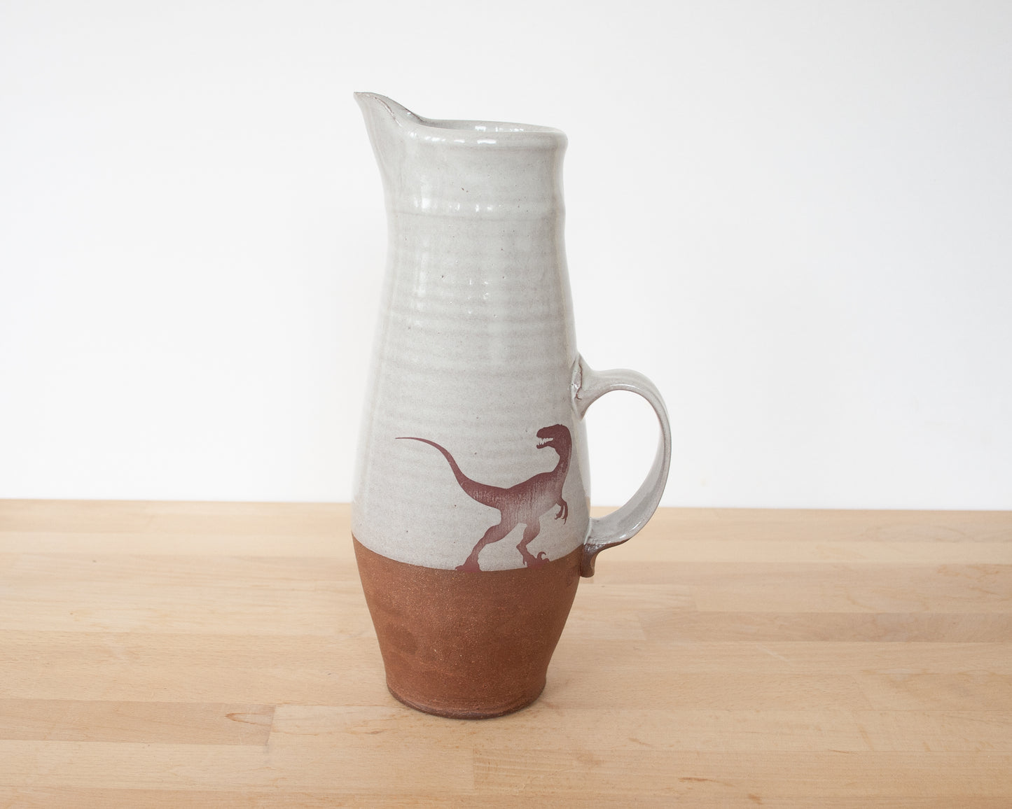 Velociraptor Pitcher - white