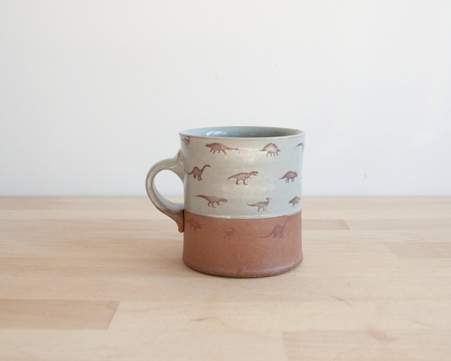 Americano Mug with small dinosaurs - blue