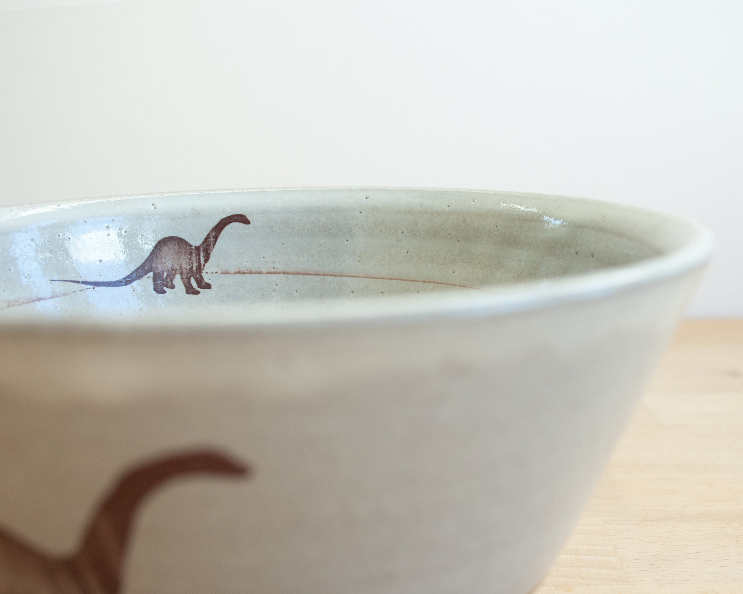 Diplodocus Bowl - white