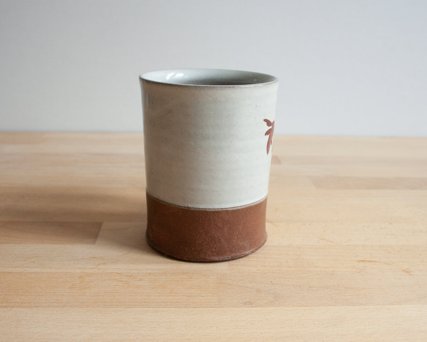 Bee and Daisy Mug - white