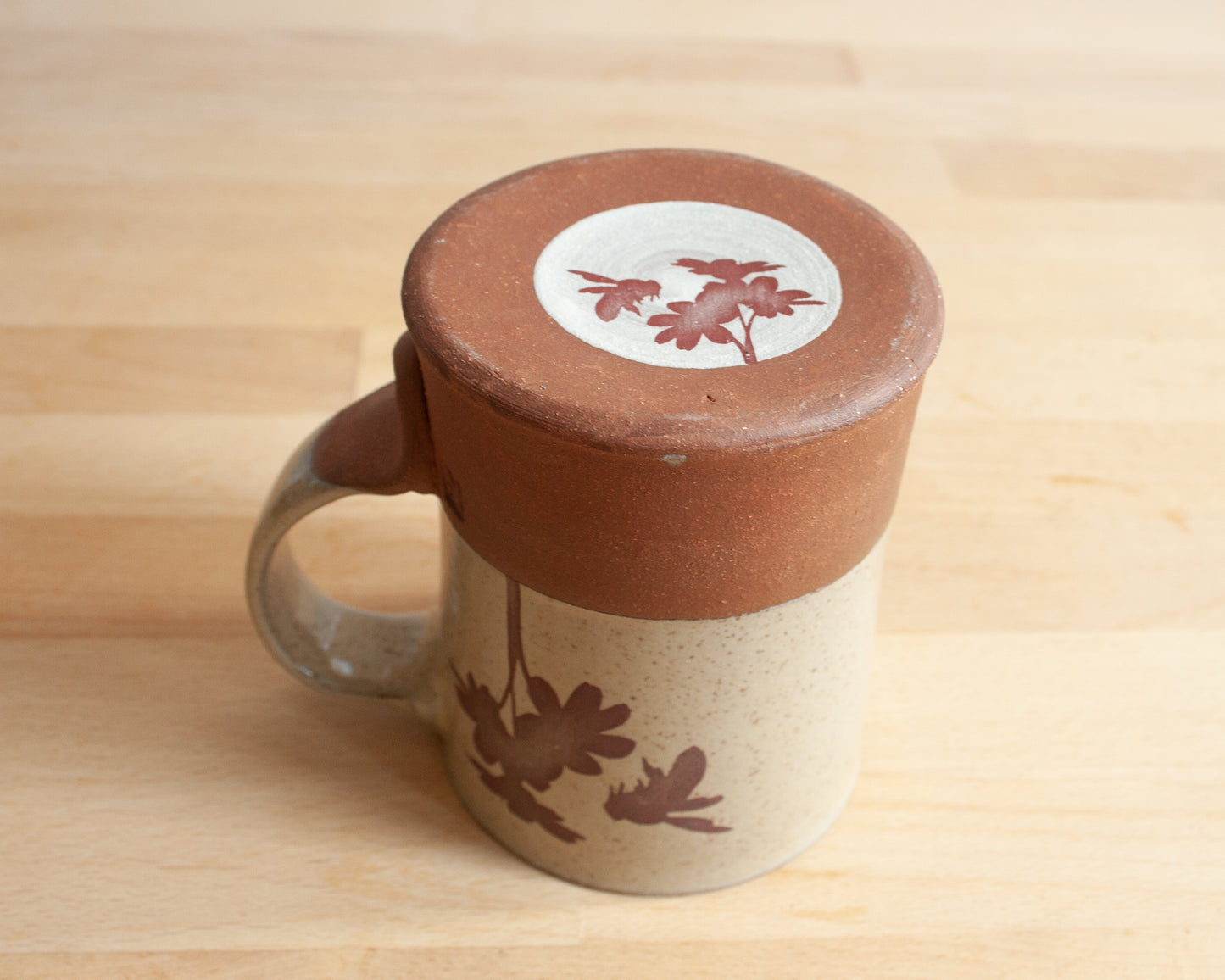 Bee and Daisy Mug - yellow