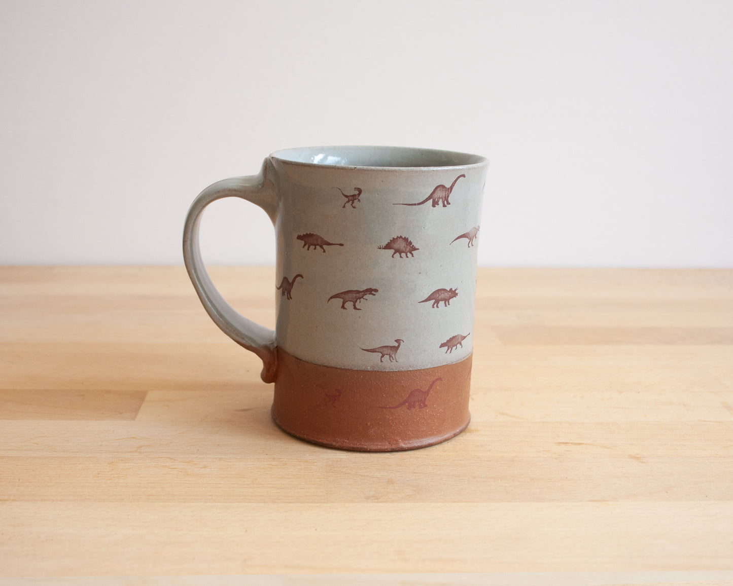 Mug with Small Dino Pattern - blue