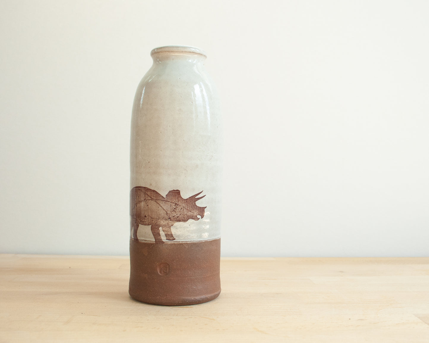 Triceratops Vase - white