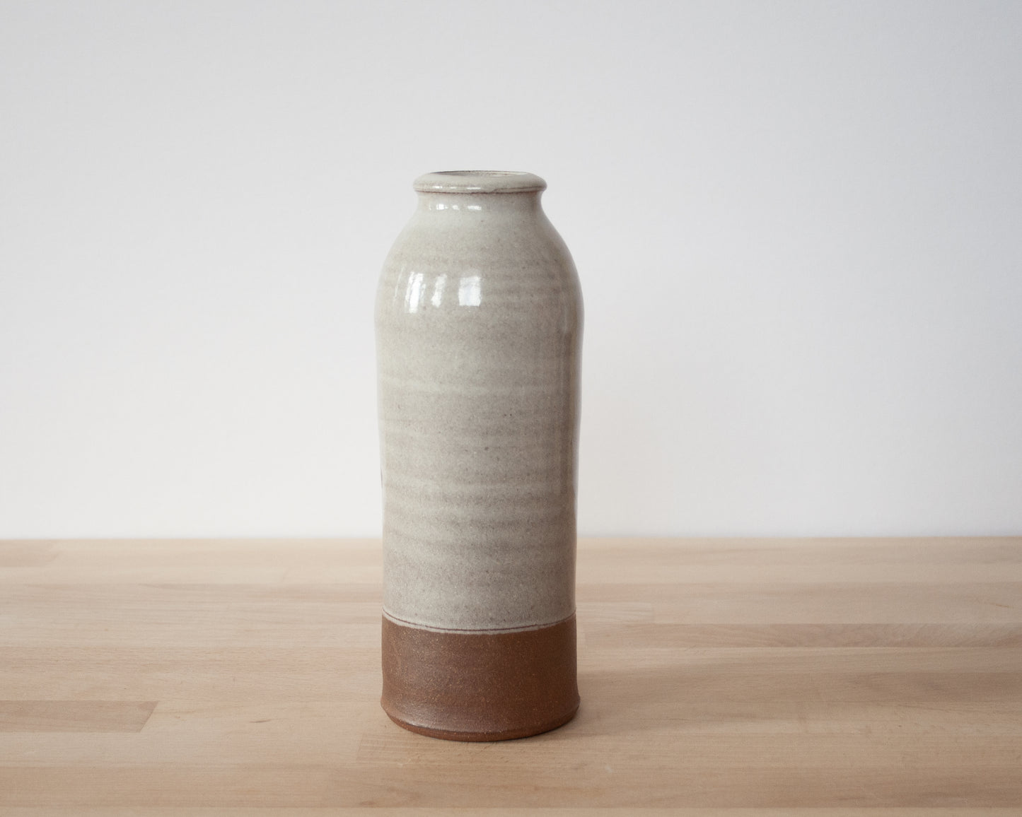 Triceratops Vase - white