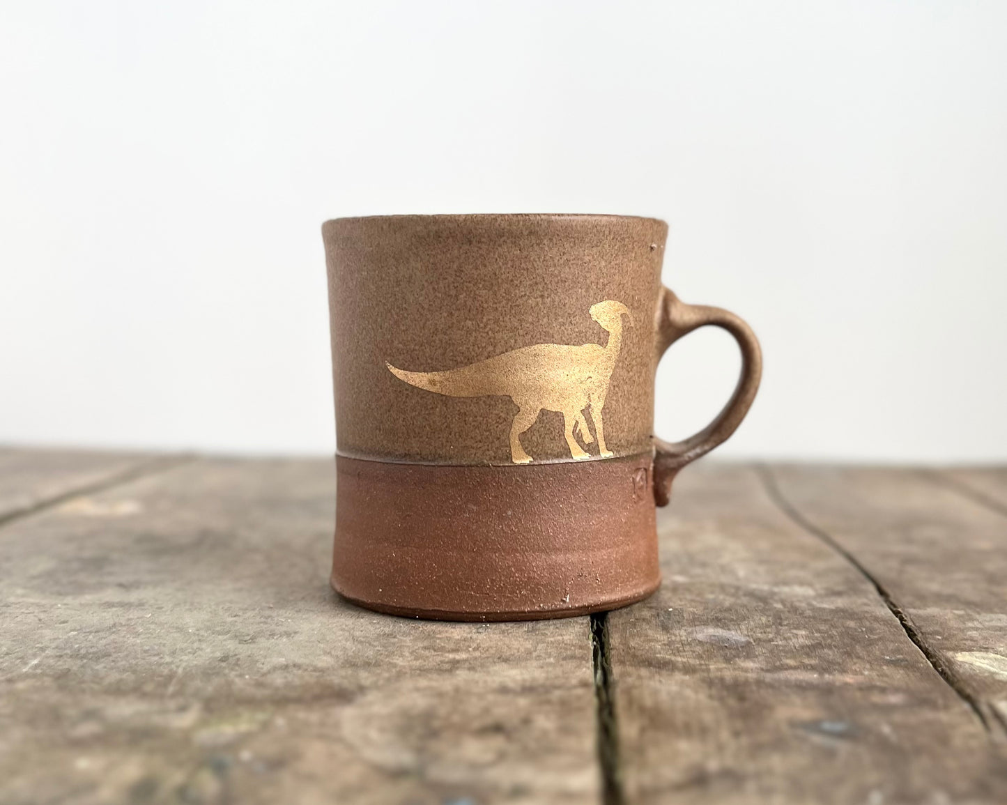 Gold Parasaurolophus Americano Mug - brown matte