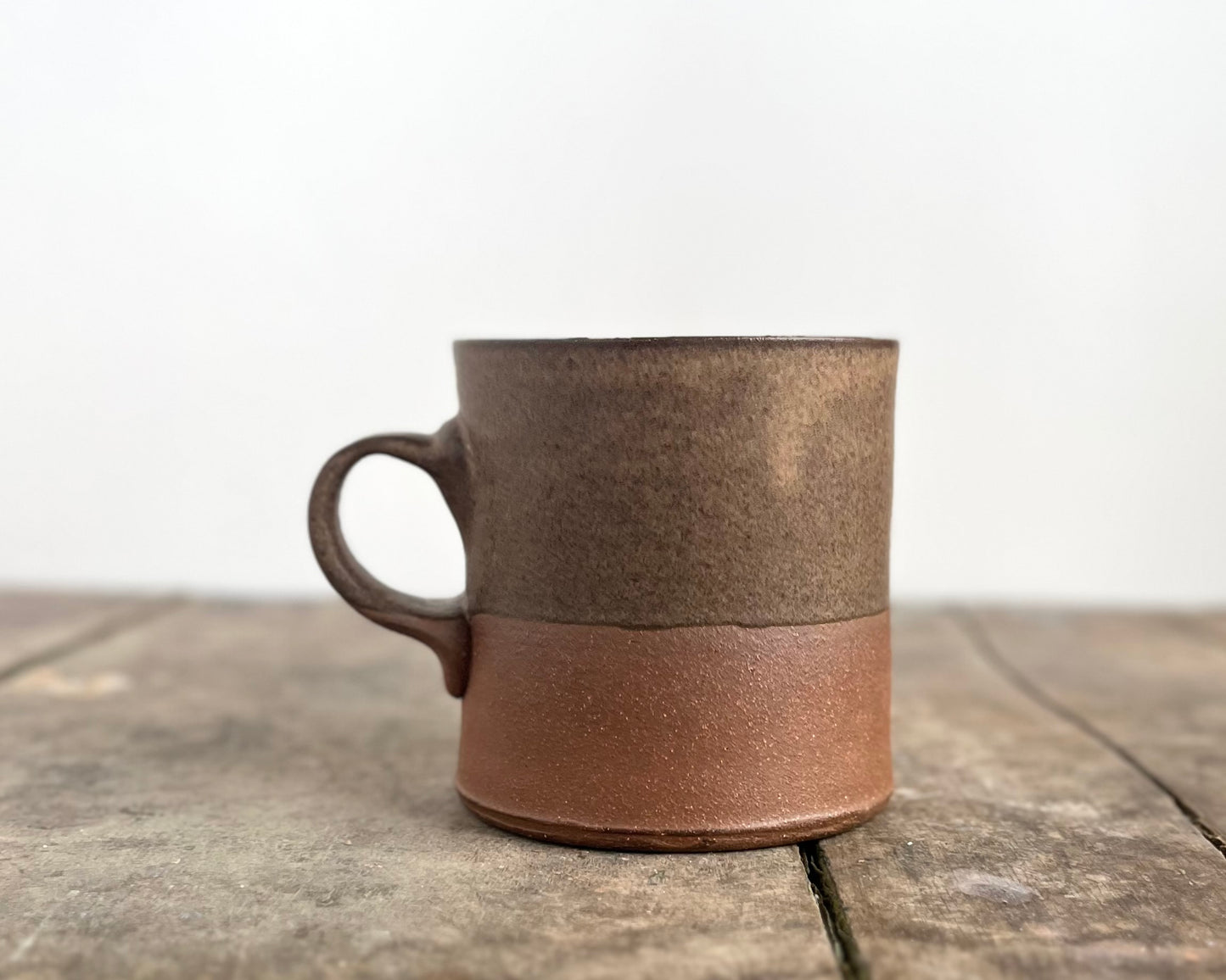 Gold Parasaurolophus Americano Mug - brown matte