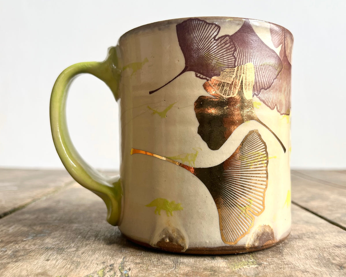 Mug with green handle, ginkgo, gold decals and image transfer