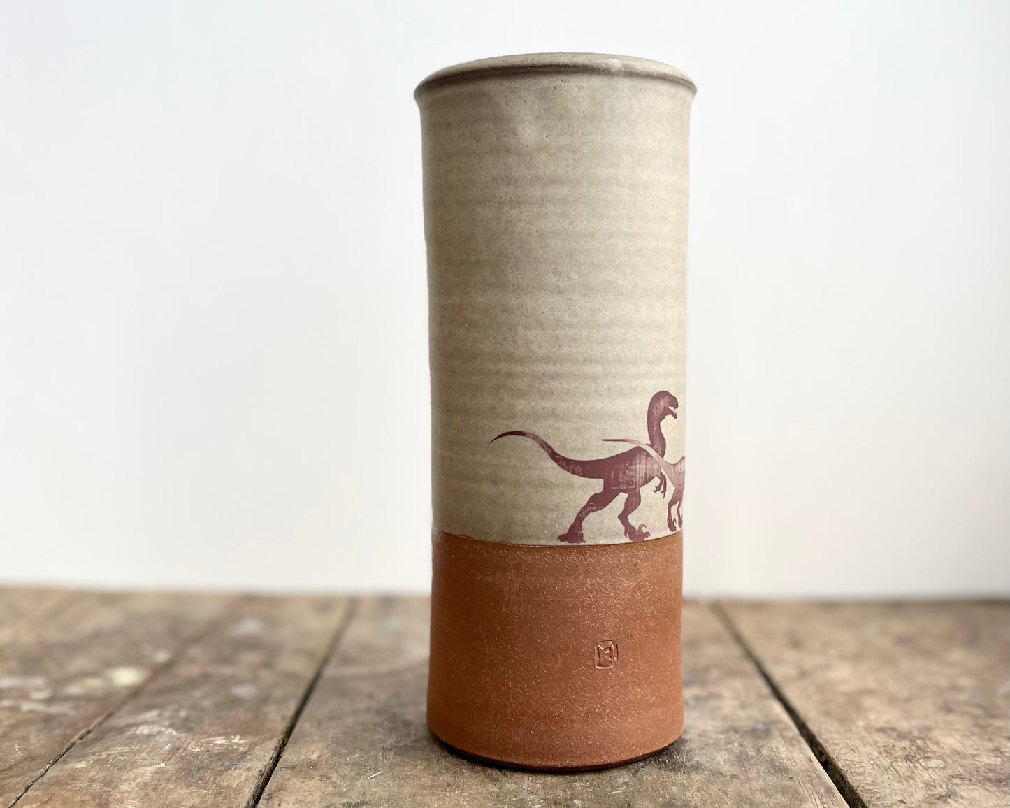 Cylindrical Vase with velociraptor pack - warm grey matte