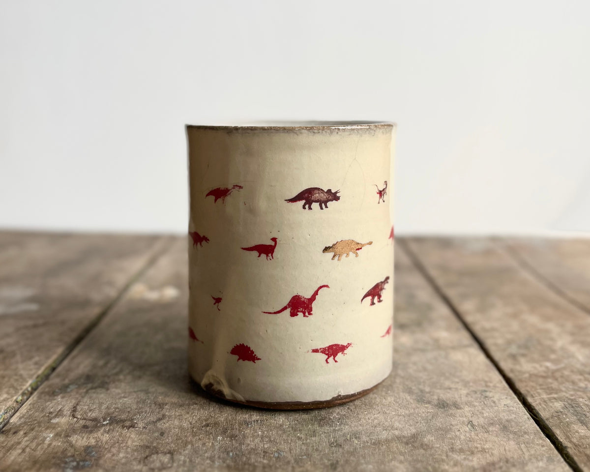 Mug with red handle, gold decals and image transfer