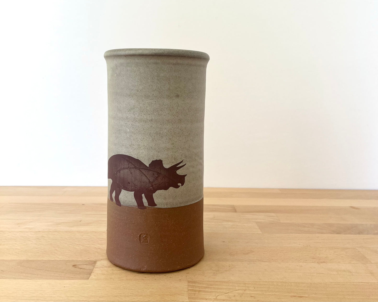 Cylindrical Vase with triceratops- warm grey matte