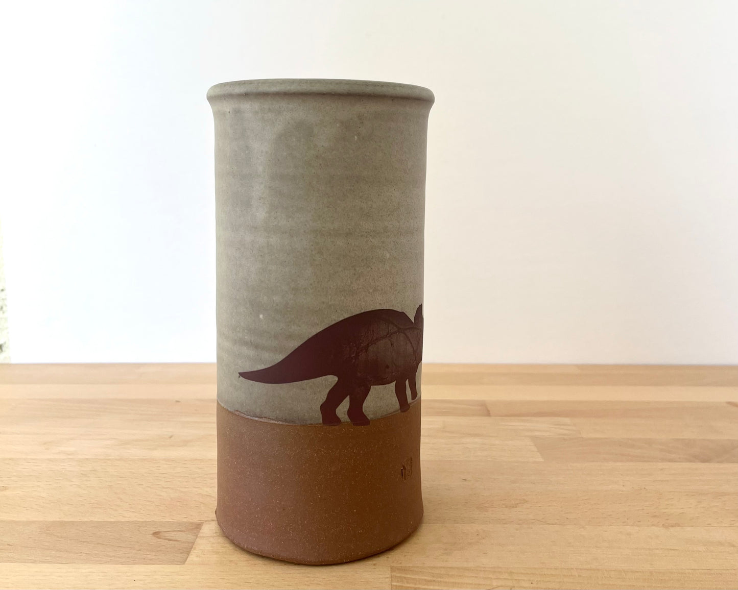 Cylindrical Vase with triceratops- warm grey matte