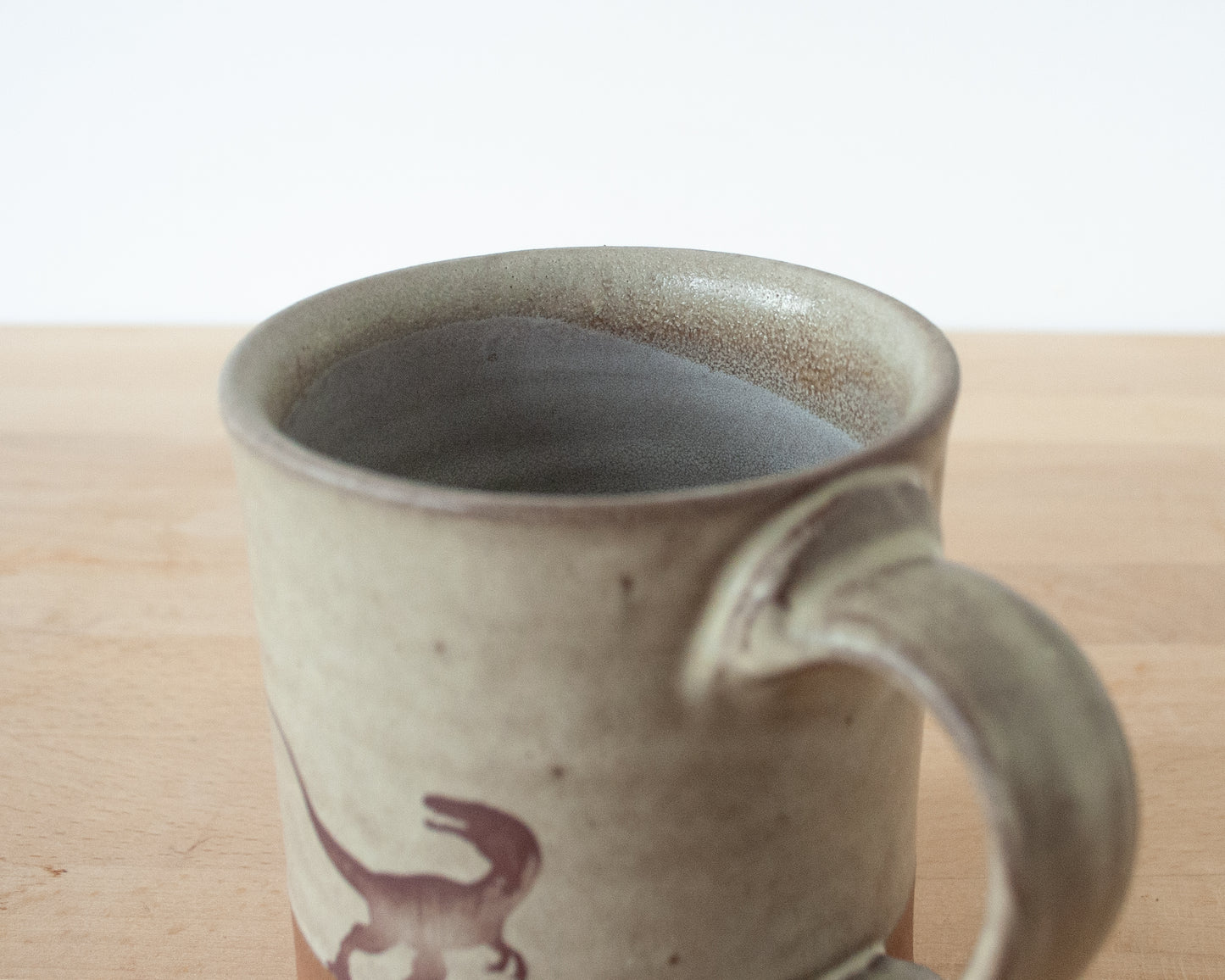 Mug with Little Velociraptor - matte grey
