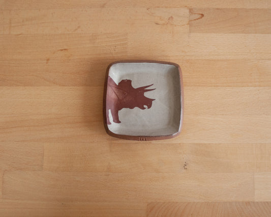 Triceratops Small Squared Dish - white