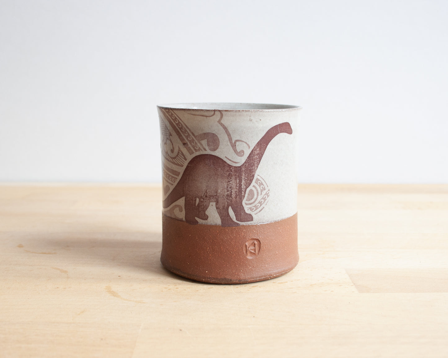Diplodocus Cup with background pattern - white