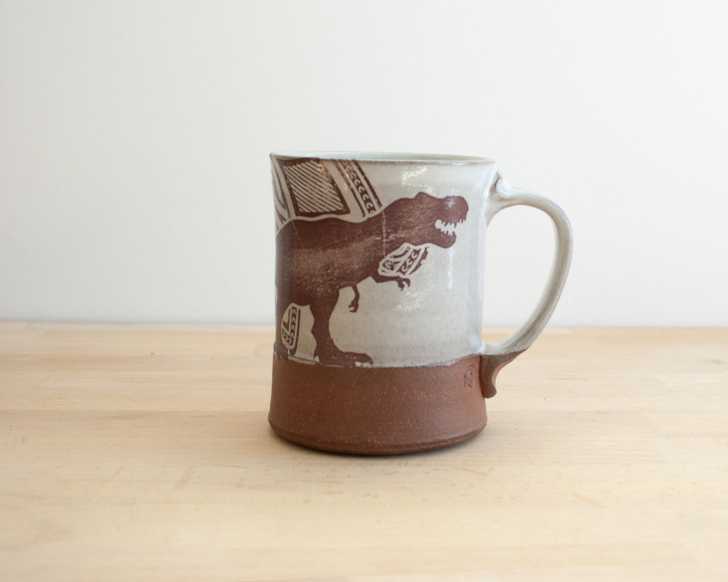 T-Rex Mug with pattern - white
